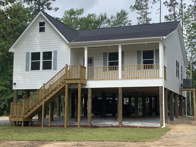 6015 Choctaw Pl, Kiln, MS 39556