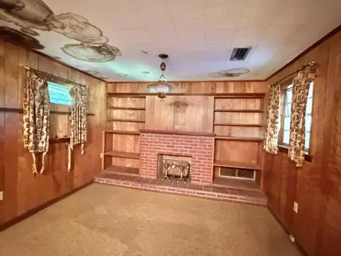 13 E Marion St, Foxworth, MS 39483 photo 5