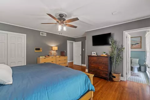 Bedroom - 724 15th St, Laurel, MS 39440 photo 3 of 7