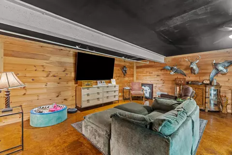 Other - 724 15th St, Laurel, MS 39440 photo 6 of 9