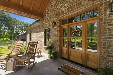 Exterior - 225 Coats, Mount Olive, MS 39119 photo 11 of 26