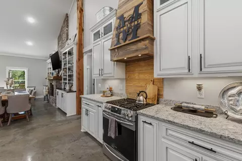 Kitchen - 225 Coats, Mount Olive, MS 39119 photo 4 of 5
