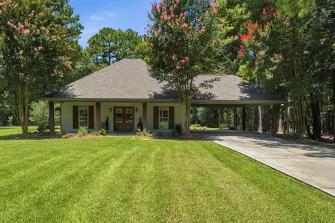 Exterior - 301 Warren Lott Rd, Sumrall, MS 39482 photo 2 of 4