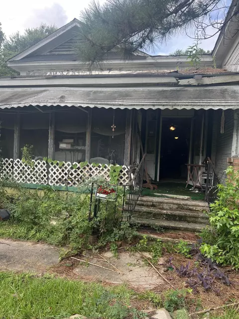 813 Davidson Pl, Hattiesburg, MS 39401