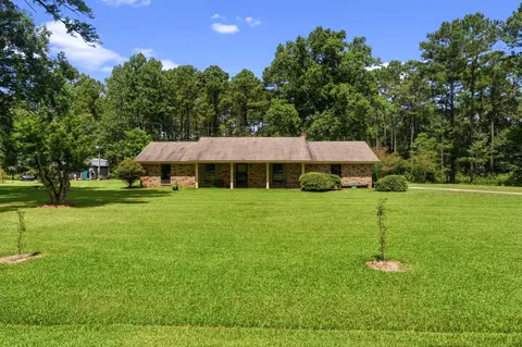 121 Carson-bunkerhill, Carson, MS 39427 photo 1