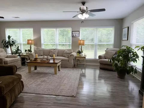 Living - 44 Blain Rd, Purvis, MS 39475 photo 1 of 3