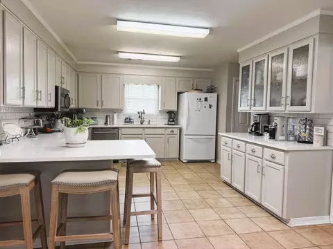 Kitchen - 44 Blain Rd, Purvis, MS 39475 photo 1 of 2