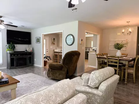 Living - 44 Blain Rd, Purvis, MS 39475 photo 3 of 3