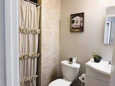 Bath - 44 Blain Rd, Purvis, MS 39475 photo 1 of 4