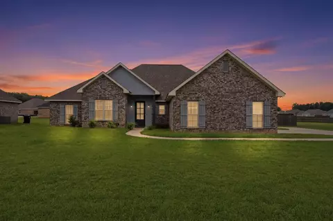 68 Berwick, Petal, MS 39465 photo 2