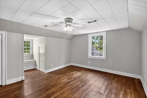 Bedroom - 1301 Hill Dr, Laurel, MS 39440 photo 12 of 12