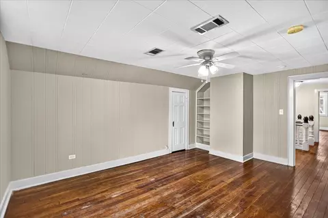 Bedroom - 1301 Hill Dr, Laurel, MS 39440 photo 10 of 12