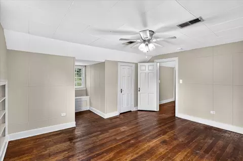 Bedroom - 1301 Hill Dr, Laurel, MS 39440 photo 7 of 12