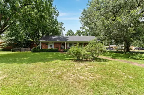 Exterior - 703 W 29th St, Laurel, MS 39440 photo 3 of 14