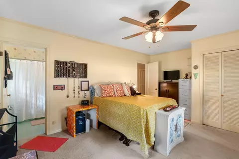 Bedroom - 703 W 29th St, Laurel, MS 39440 photo 2 of 4