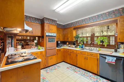 Kitchen - 703 W 29th St, Laurel, MS 39440 photo 1 of 4