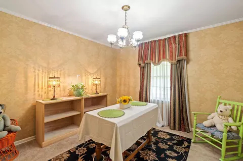 Dining - 703 W 29th St, Laurel, MS 39440 photo 1 of 3