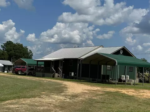 1013 Service, Laurel, MS 39443 photo 5