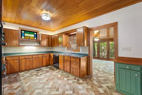 Kitchen - 143 Batson Rd, Petal, MS 39465 photo 1 of 3