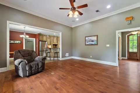 Living - 535 Baker Rd, Purvis, MS 39475 photo 3 of 3