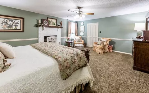 Bedroom - 5 Spokane Rd, Natchez, MS 39120 photo 2 of 7