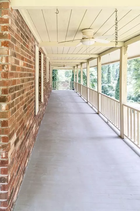 Exterior - 5 Spokane Rd, Natchez, MS 39120 photo 7 of 12