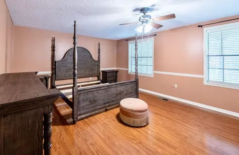 Bedroom - 5 Spokane Rd, Natchez, MS 39120 photo 6 of 7