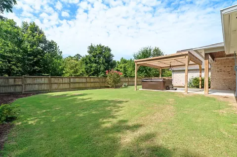 Exterior - 509 Quinlan, Brandon, MS 39047 photo 8 of 15
