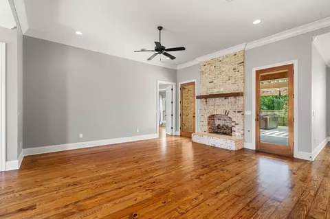 Living - 509 Quinlan, Brandon, MS 39047 photo 3 of 5