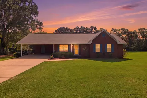 11 Fielding Rd, Wiggins, MS 39577