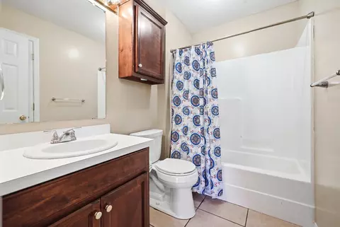 Bath - 11 Fielding Rd, Wiggins, MS 39577 photo 3 of 4