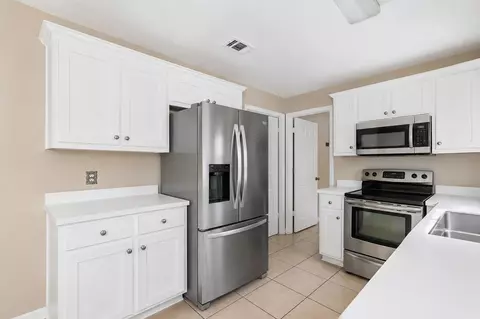 Kitchen - 11 Fielding Rd, Wiggins, MS 39577 photo 3 of 3