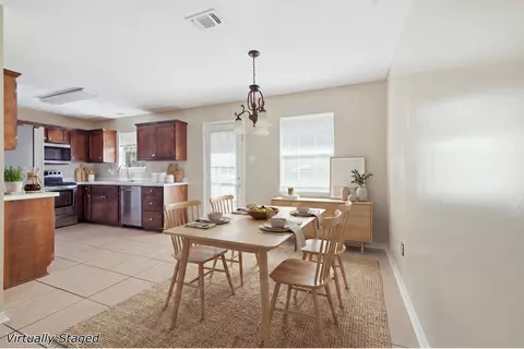 Dining - 11 Fielding Rd, Wiggins, MS 39577 photo 1 of 2