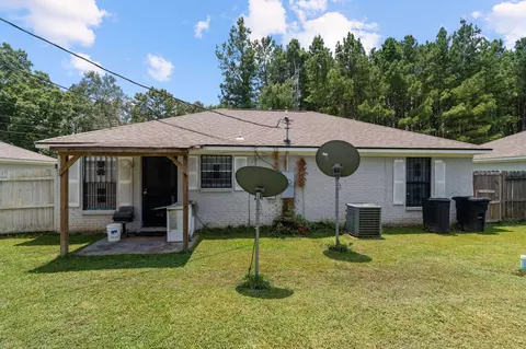 Exterior - 104 Kadens Kove, Magee, MS 39111 photo 7 of 9
