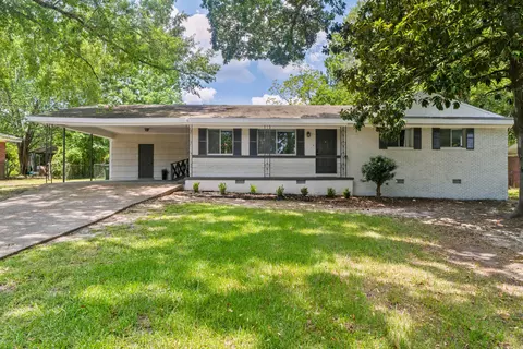 1109 Velma St, Hattiesburg, MS 39402