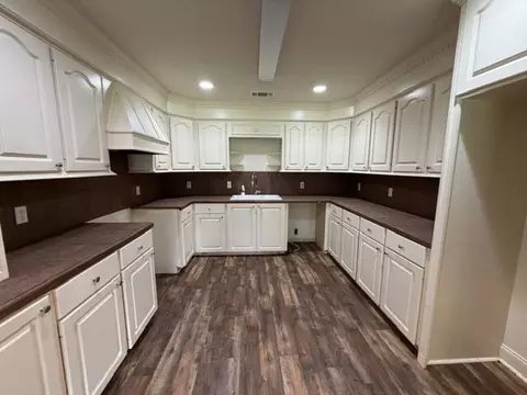 Kitchen - 14 Yawn, Purvis, MS 39475 photo 1 of 2
