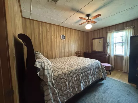 Bedroom - 1150 Trace Rd, Laurel, MS 39443 photo 1 of 3