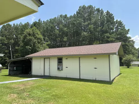Exterior - 1150 Trace Rd, Laurel, MS 39443 photo 5 of 5