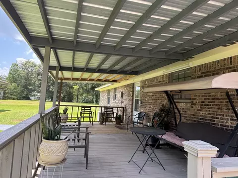 Exterior - 1150 Trace Rd, Laurel, MS 39443 photo 2 of 5