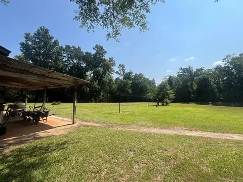 Exterior - 15 Sullivan Rd, Laurel, MS 39443 photo 11 of 17