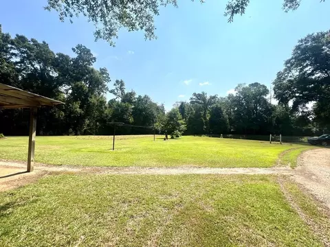 Exterior - 15 Sullivan Rd, Laurel, MS 39443 photo 15 of 17