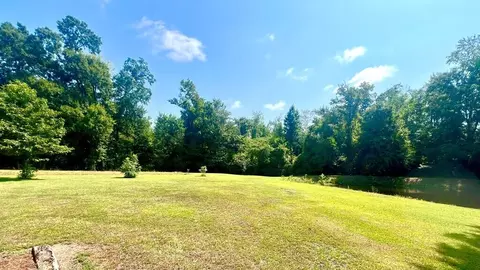 Exterior - 15 Sullivan Rd, Laurel, MS 39443 photo 13 of 17