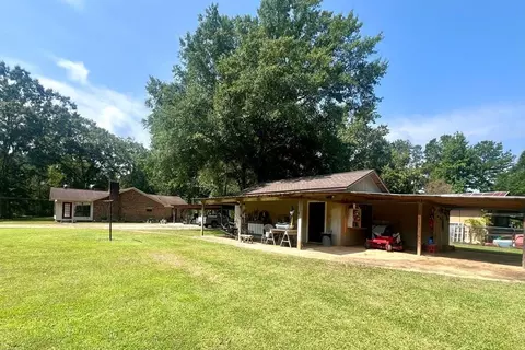 Exterior - 15 Sullivan Rd, Laurel, MS 39443 photo 12 of 17