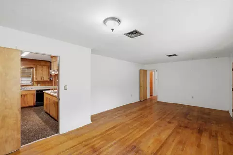 Living - 107 W Bell Ave, Mendenhall, MS 39114 photo 5 of 5