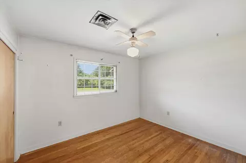 Bedroom - 107 W Bell Ave, Mendenhall, MS 39114 photo 5 of 6