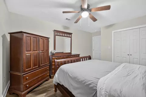Bedroom - 61 Pinehills Dr, Collins, MS 39428 photo 3 of 7