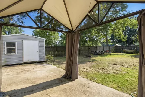 Exterior - 772 E Central Ave, Petal, MS 39465 photo 4 of 6