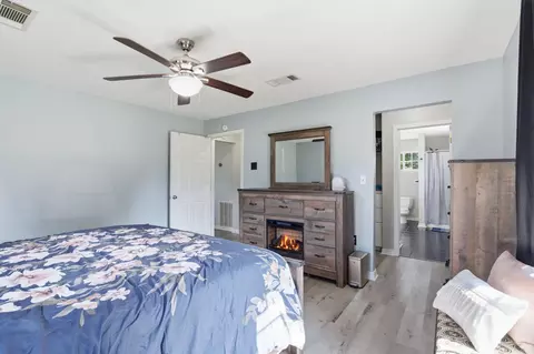 Bedroom - 772 E Central Ave, Petal, MS 39465 photo 2 of 2