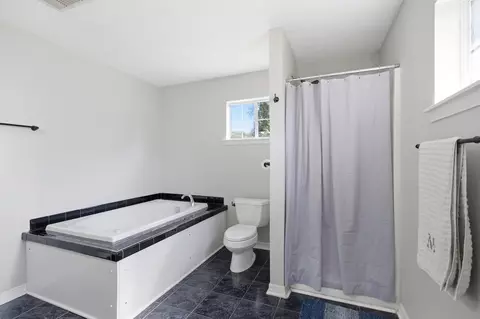 Bath - 772 E Central Ave, Petal, MS 39465 photo 1 of 2