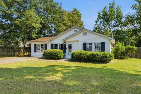 Exterior - 772 E Central Ave, Petal, MS 39465 photo 2 of 6